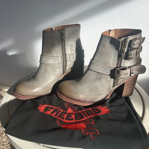 freebird Shoes - Freebird Leather Ankle Boots Booties - Bolo Ice Distressed Grey - US Women’s 8